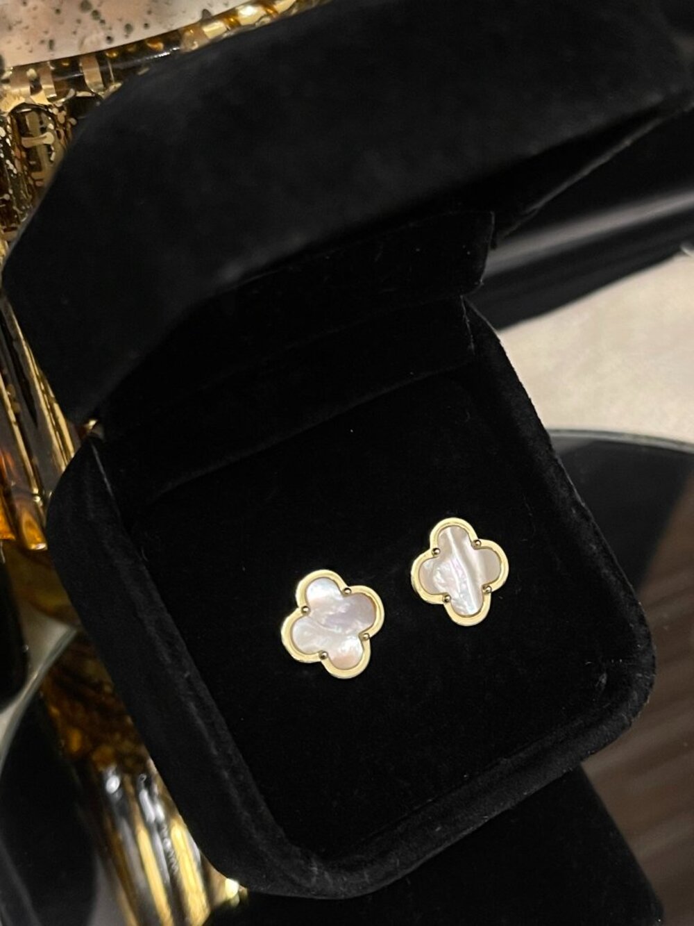 925 Sterling Silver Mother of Pearl Clover Stud Earrings Gold Vermeil Style